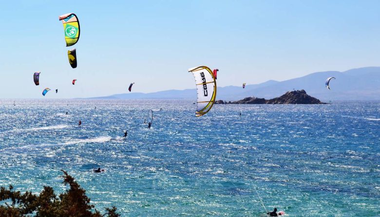 people-doing-kitesurf-naxos-island-cyclades-greece-august