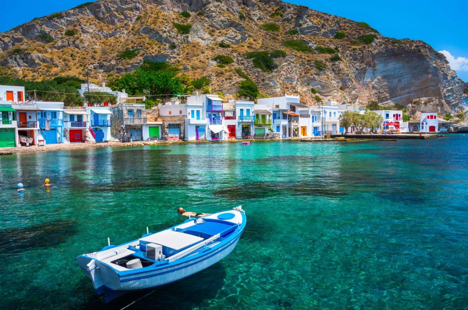 scenic-klima-village-traditional-greek-sea-cycladic-style-sirmata-fishermen-s-houses-milos-island-cyclades-greece