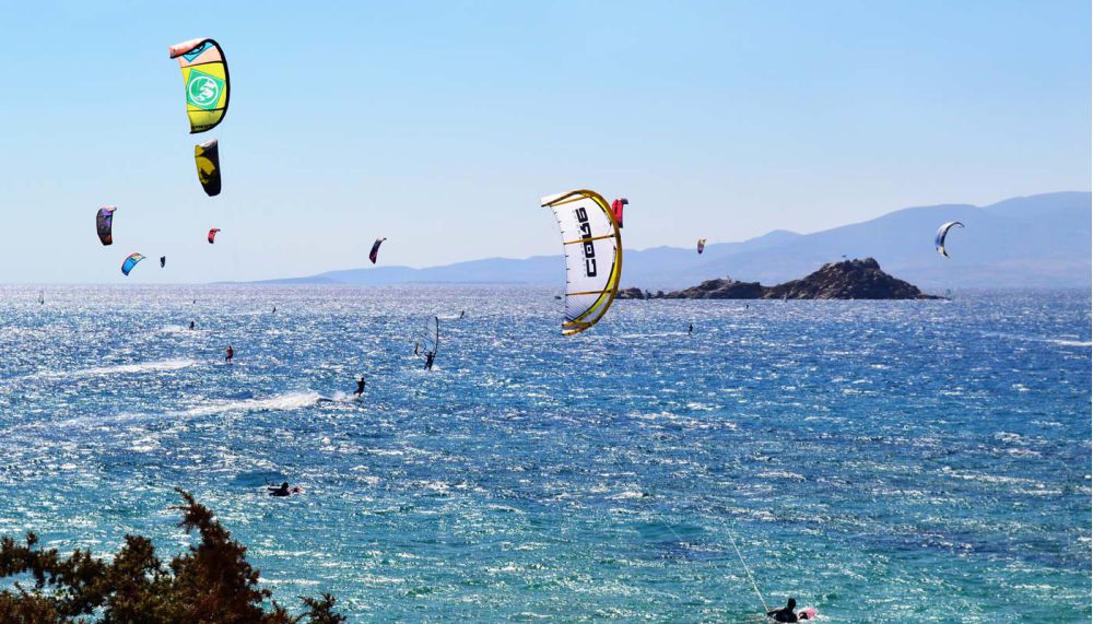 people-doing-kitesurf-naxos-island-cyclades-greece-august
